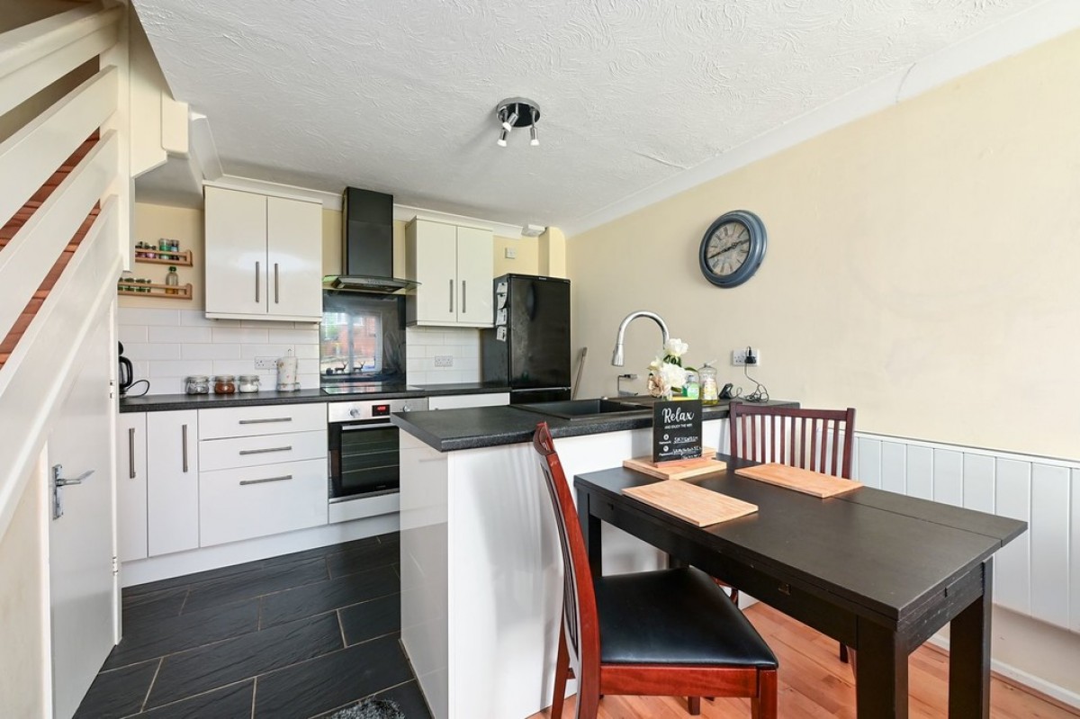 The Orchard, Lightwater