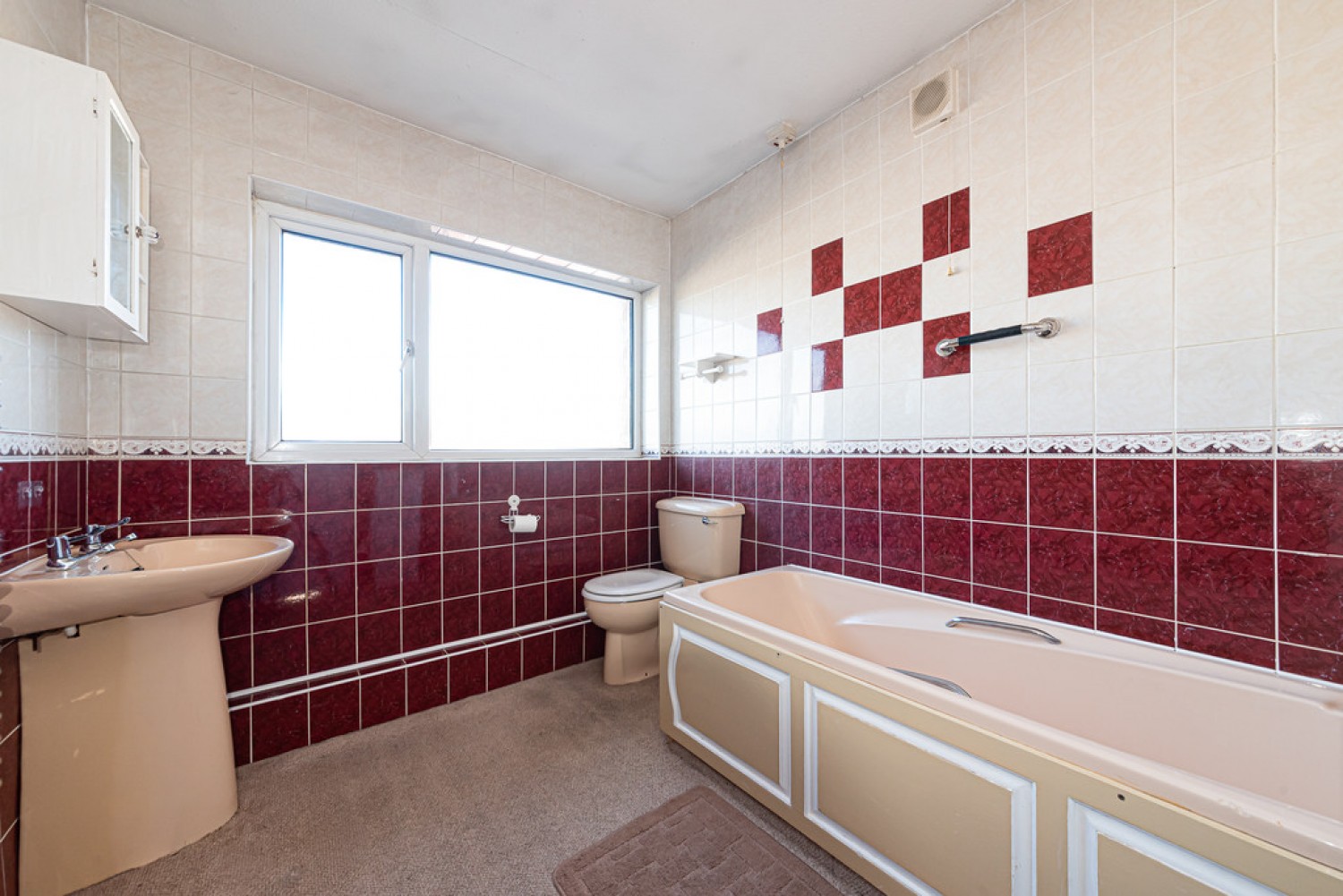 3 bedroom House for Sale Blackwater, Camberley