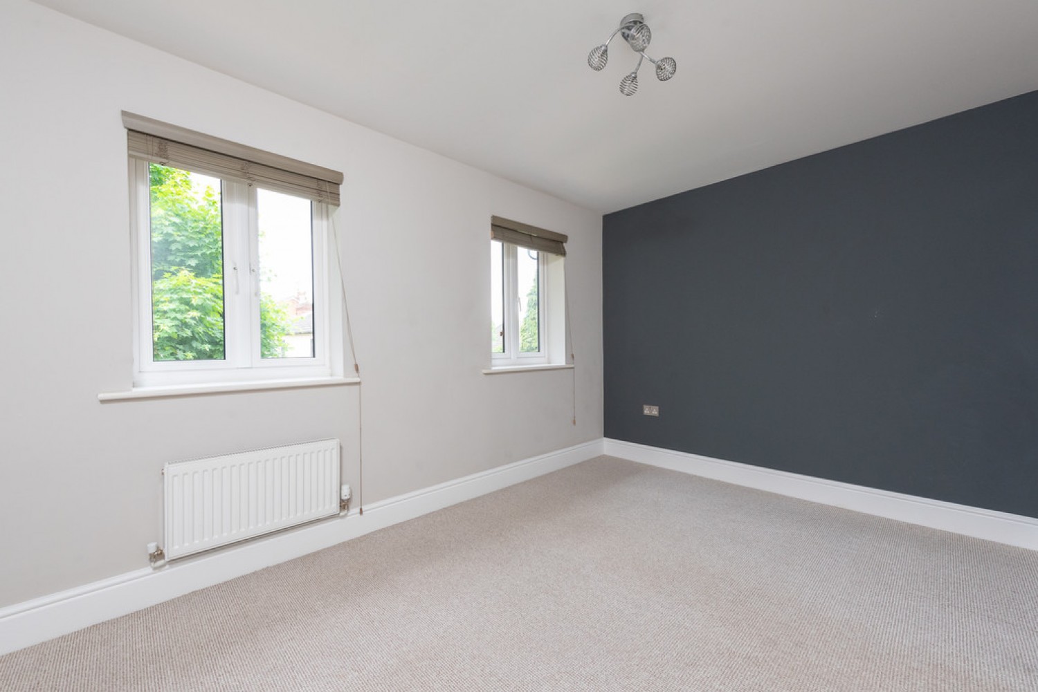 2 bedroom House for Sale Camberley, Surrey