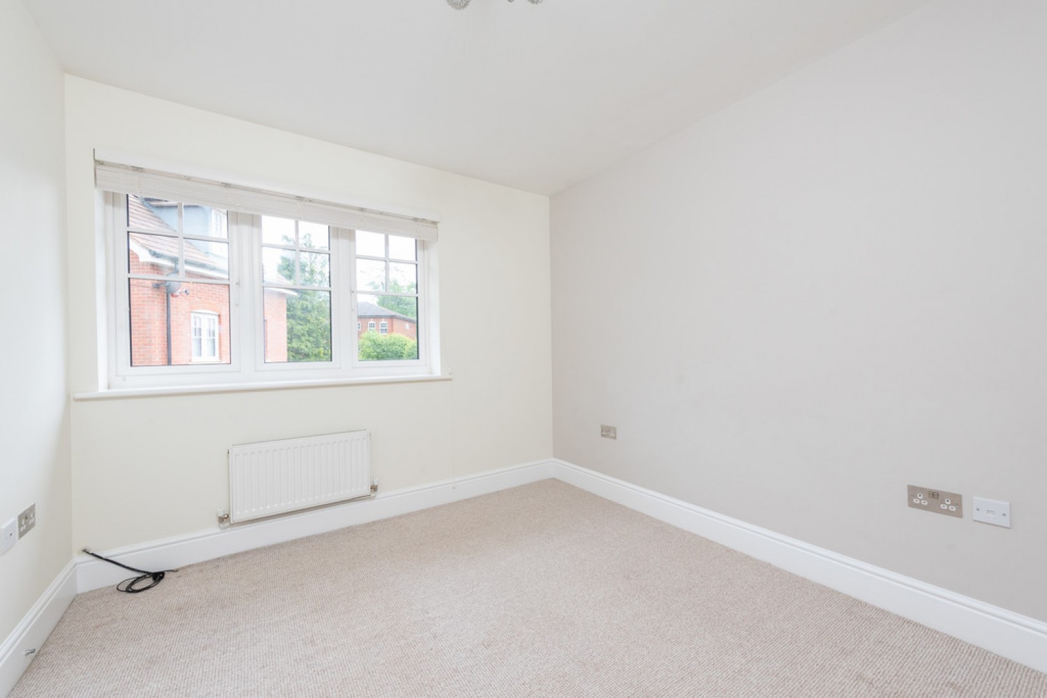 2 bedroom House for Sale Camberley, Surrey
