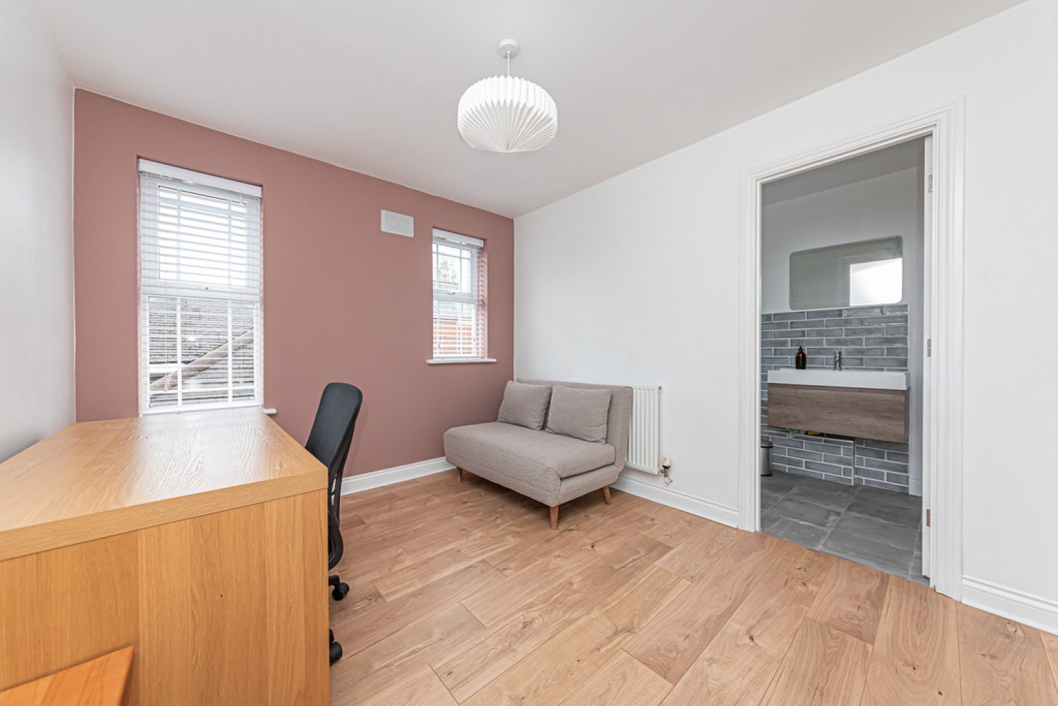 2 bedroom Flat for Letting Stickle Down, Deepcut
