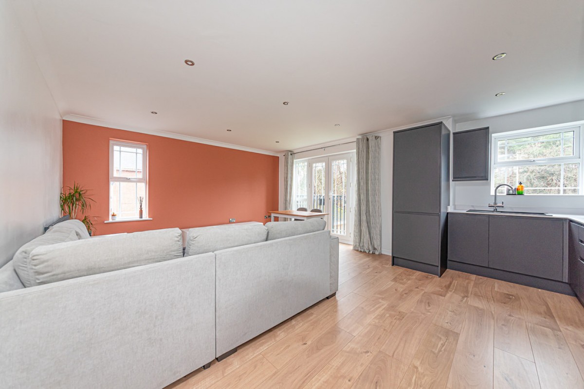 Stickle Down, Deepcut