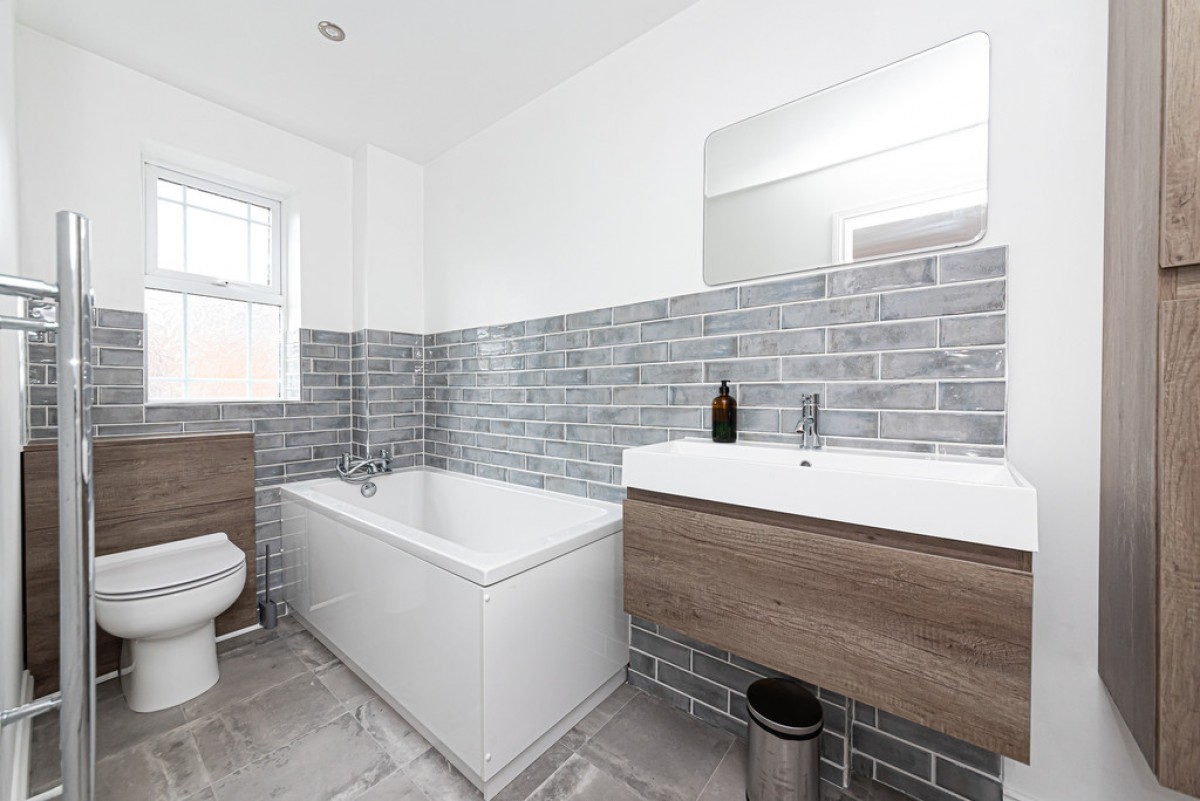 Stickle Down, Deepcut