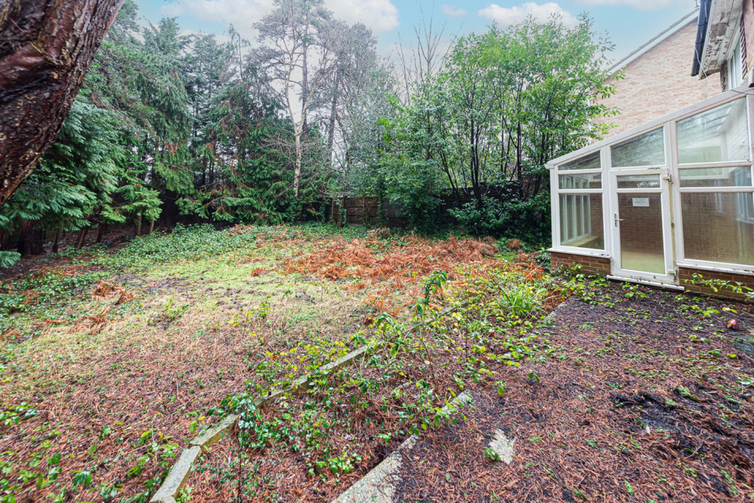4 bedroom House for Sale Roundway, Camberley