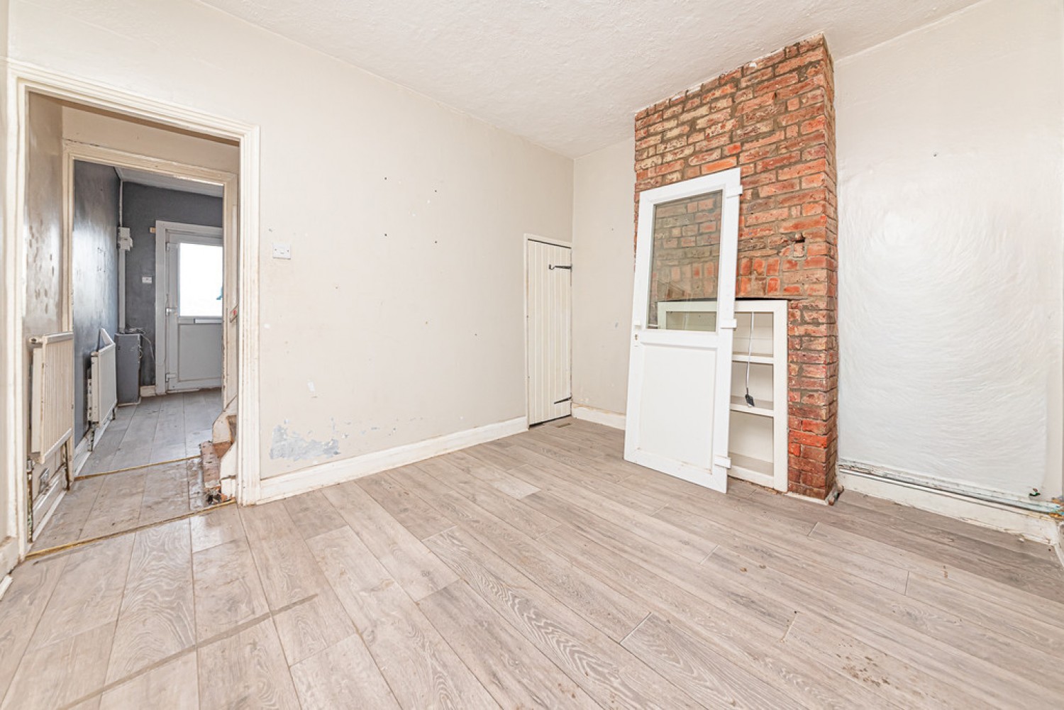 2 bedroom House for Sale Mytchett Road