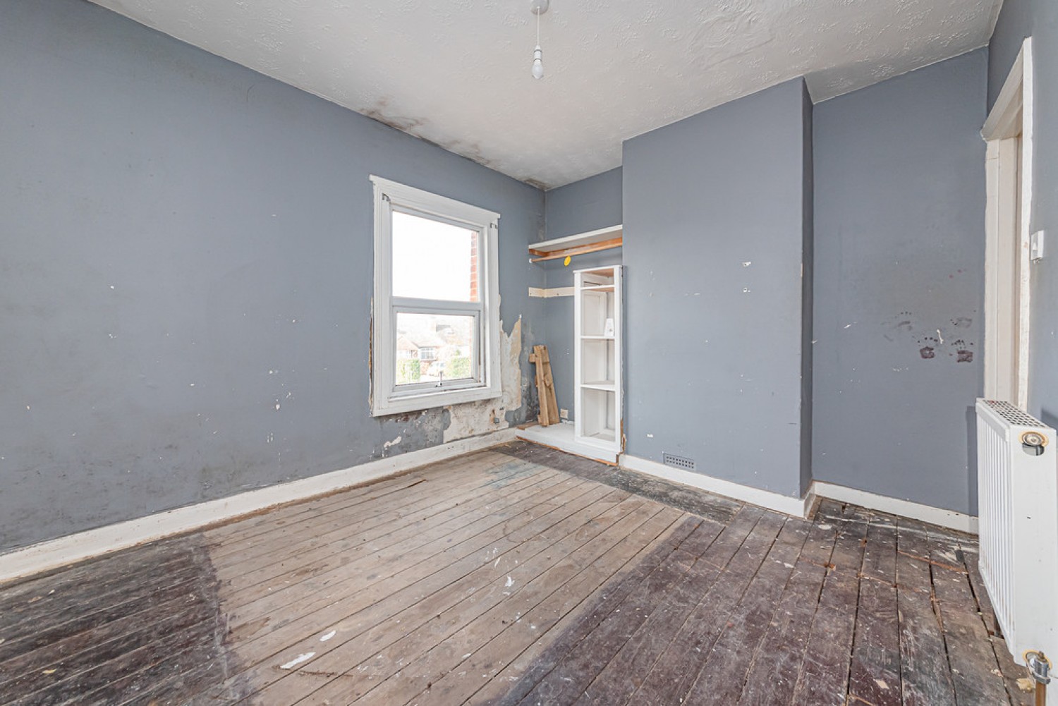 2 bedroom House for Sale Mytchett Road