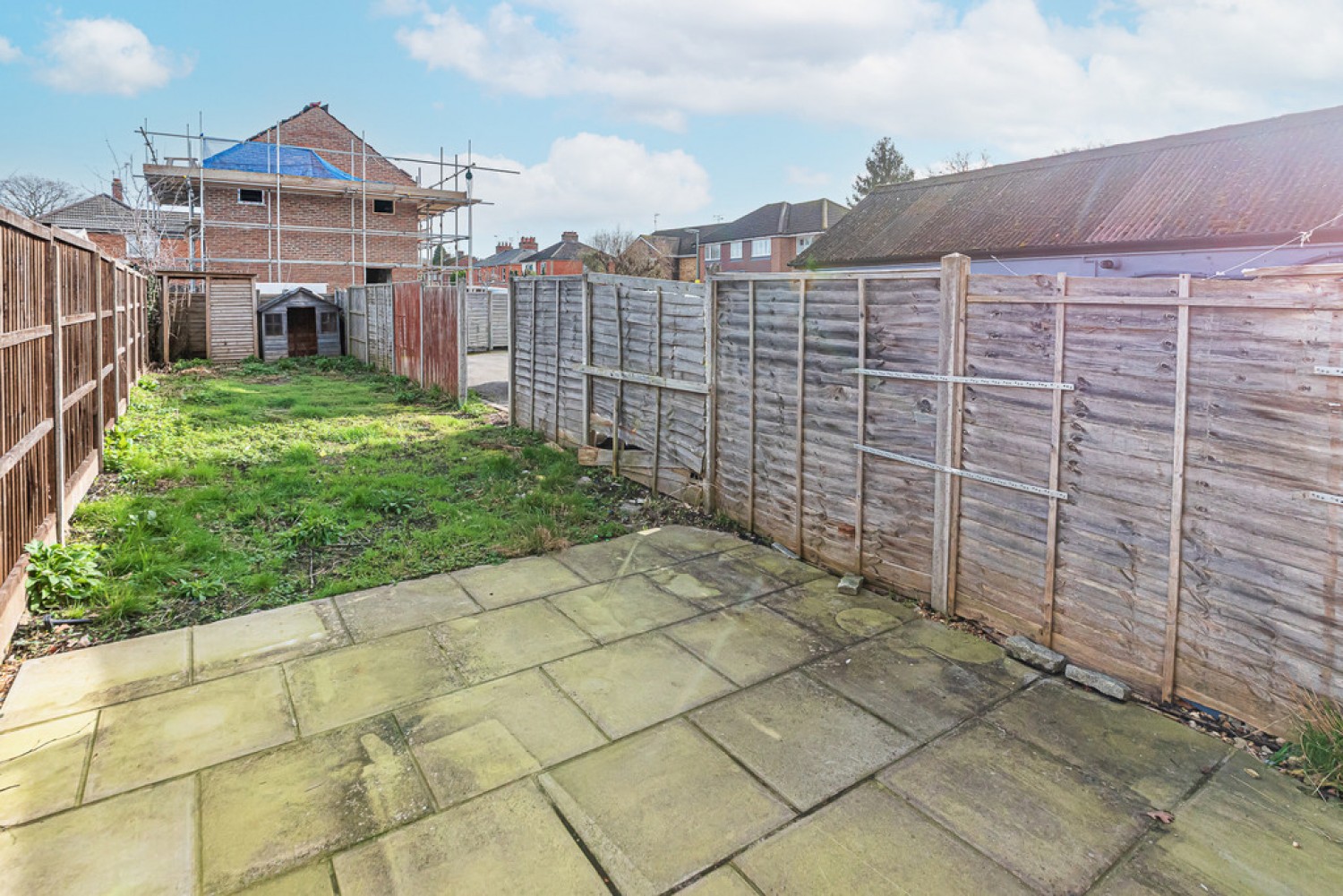 2 bedroom House for Sale Mytchett Road