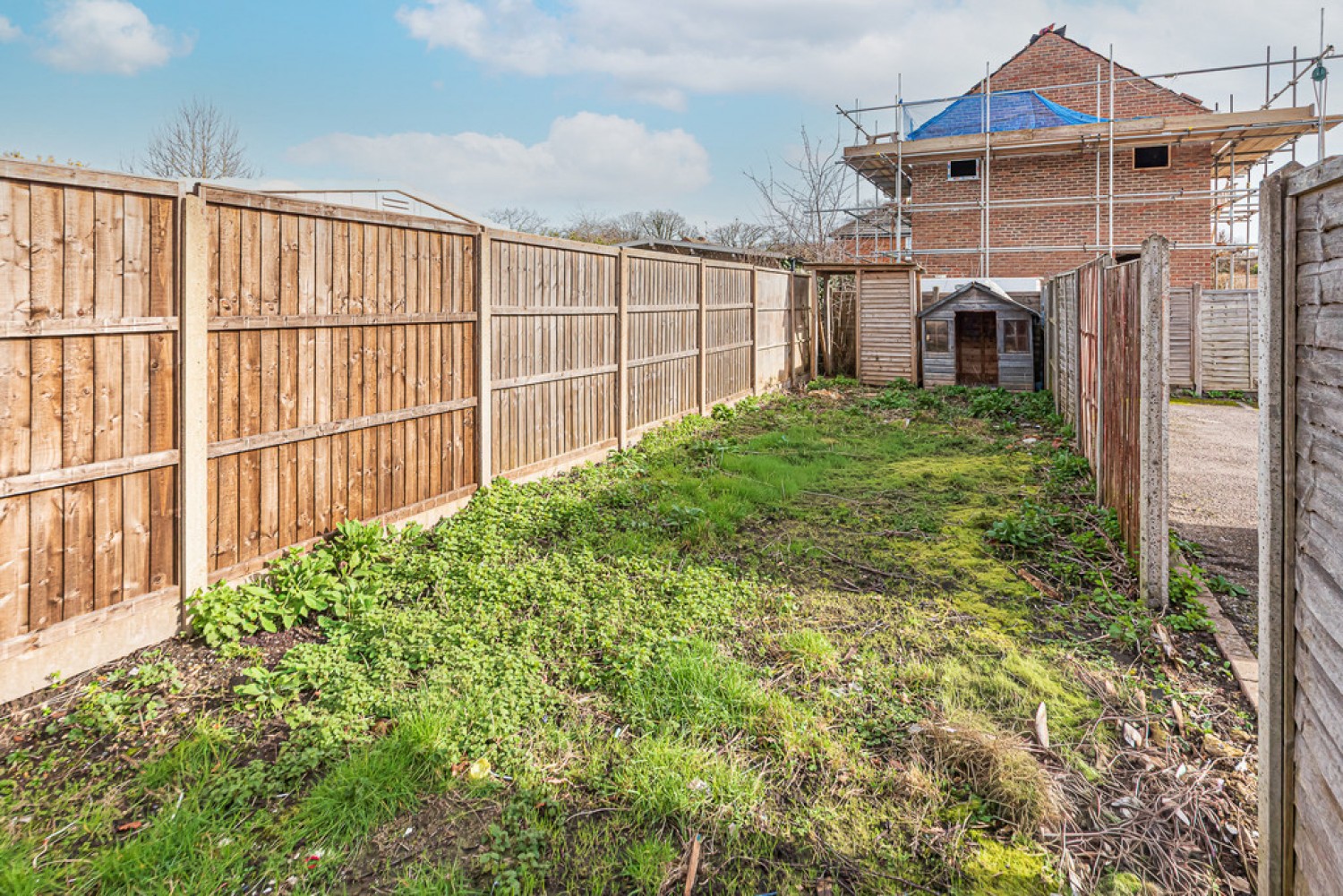 2 bedroom House for Sale Mytchett Road