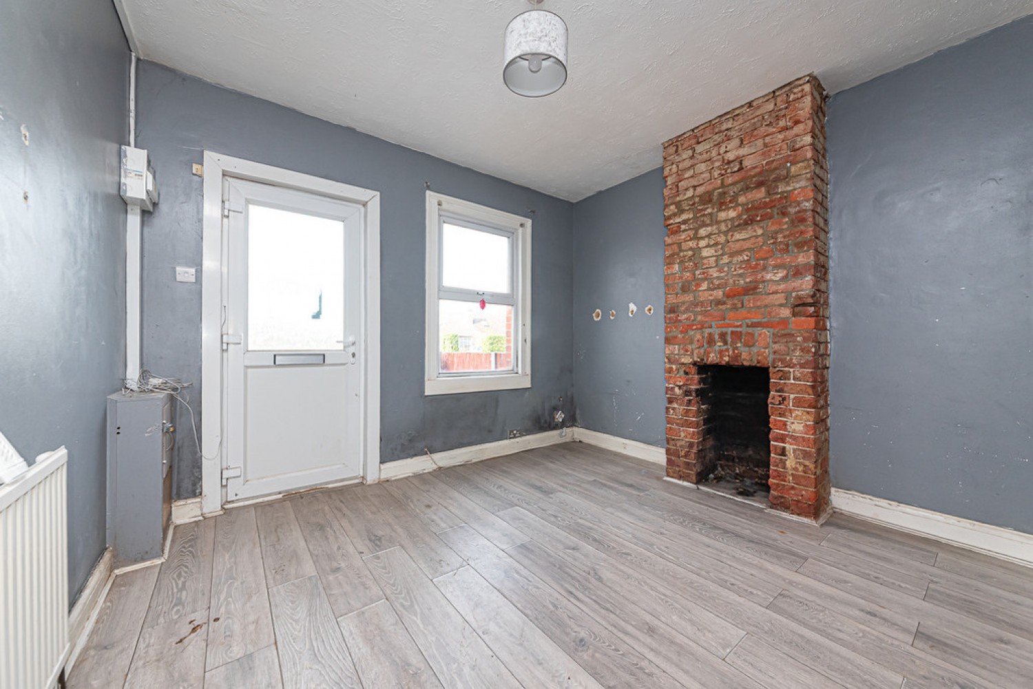 2 bedroom House for Sale Mytchett Road