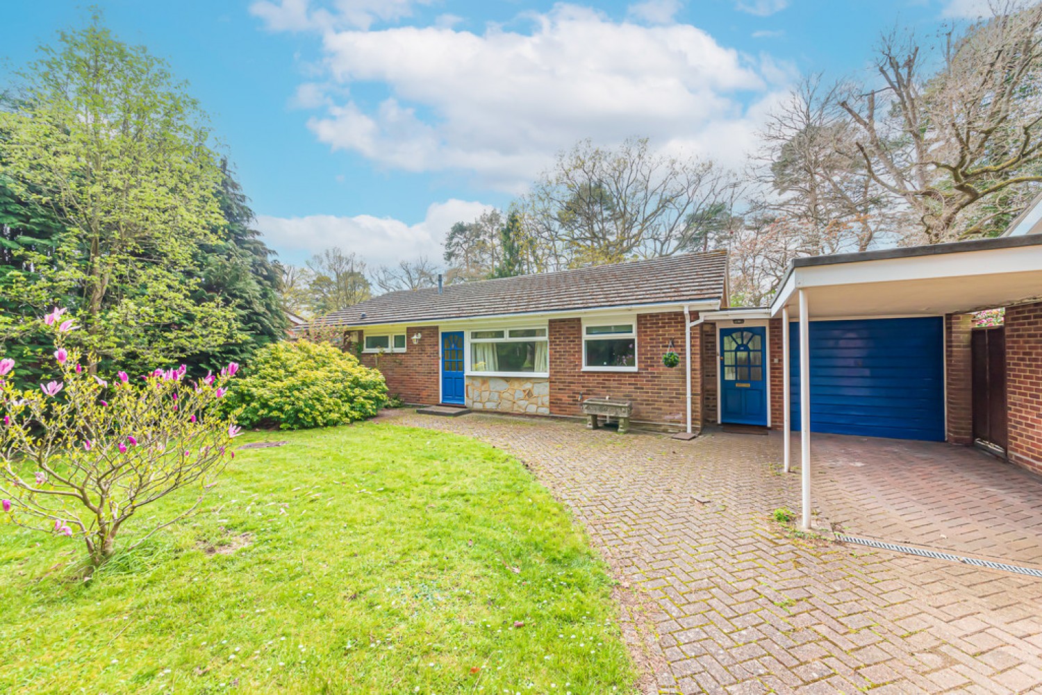 3 bedroom Bungalow for Sale Yockley Close, Camberley, Surrey