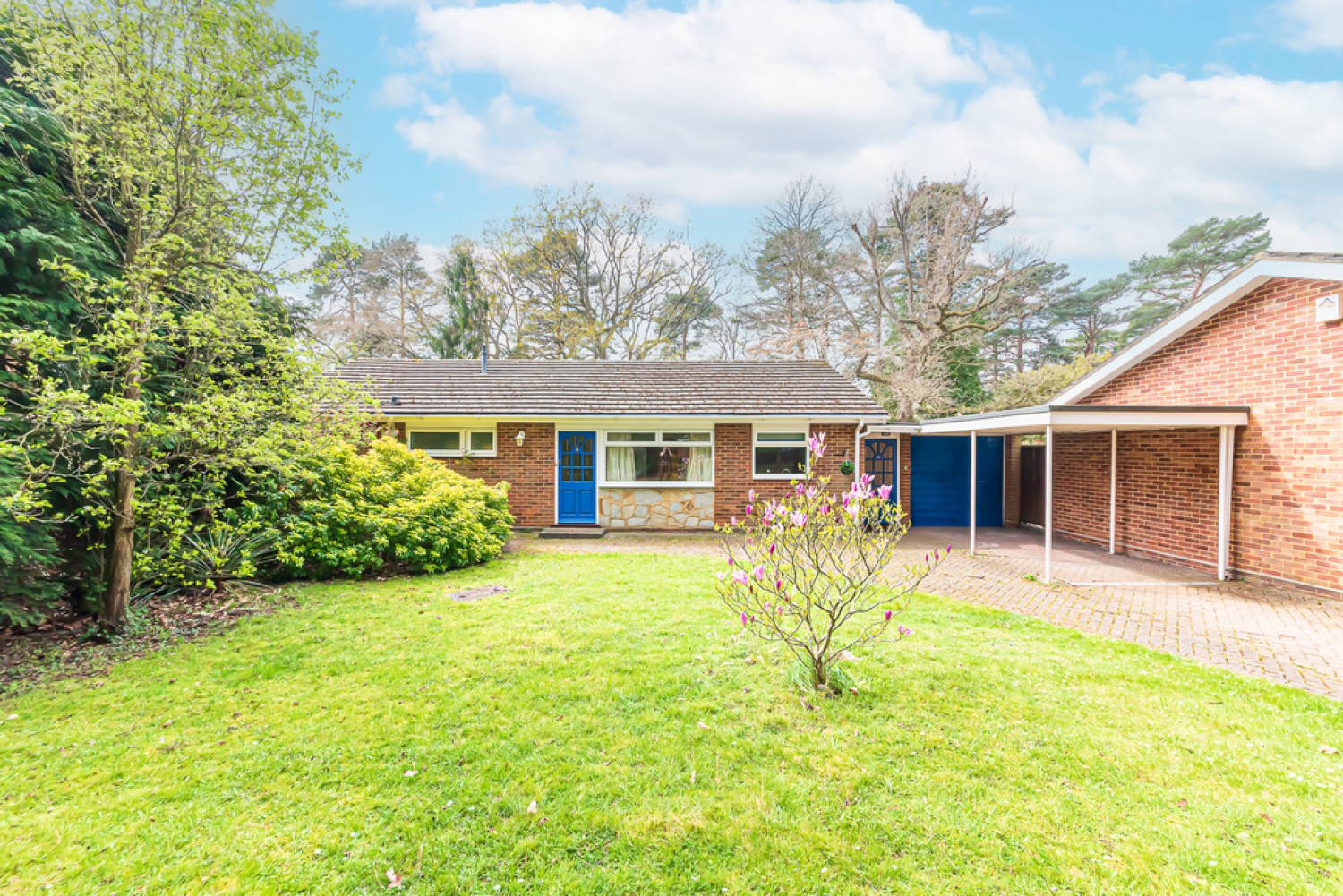 3 bedroom Bungalow for Sale Yockley Close, Camberley, Surrey