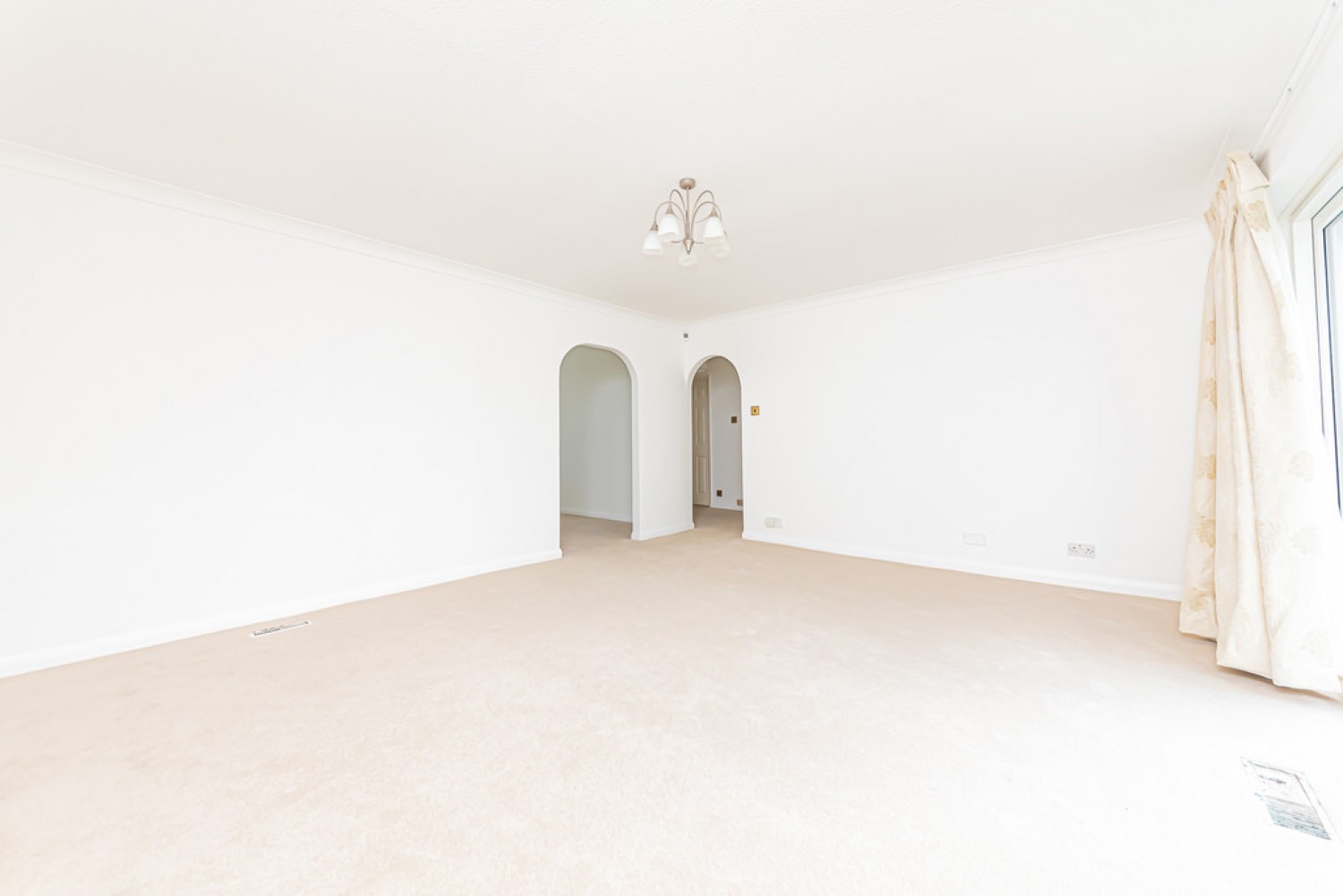 3 bedroom Bungalow for Sale Yockley Close, Camberley, Surrey