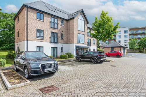 Johnstone Close, Bracknell