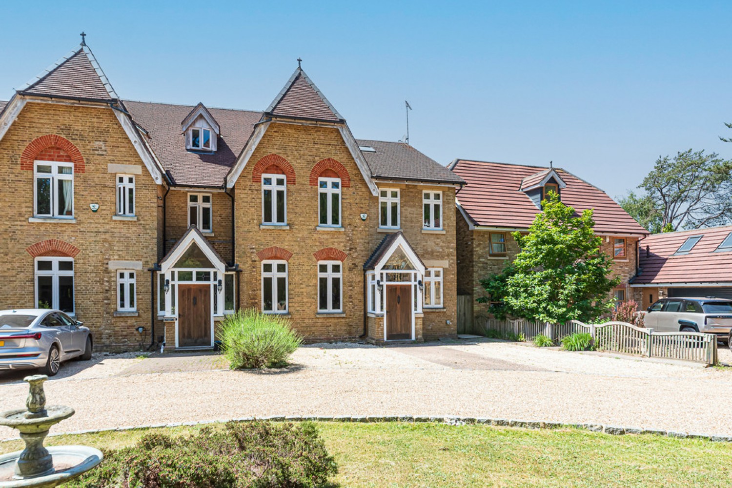 5 bedroom House for Sale St. Catherines Road, Frimley