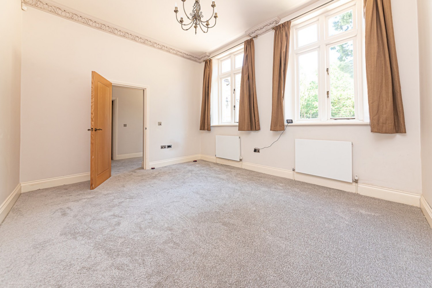 5 bedroom House for Sale St. Catherines Road, Frimley