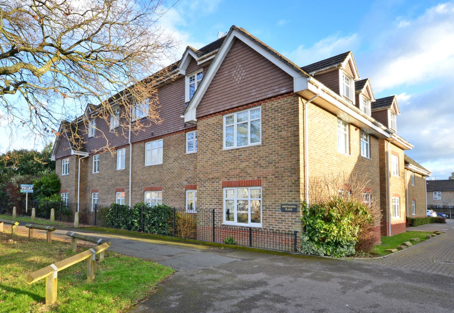 1 bedroom Flat for Sale Camberley , Surrey