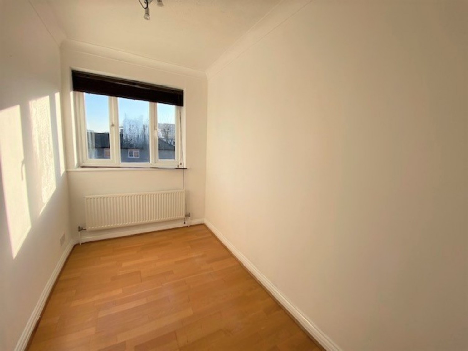 2 bedroom Flat for Letting Kirk Rise