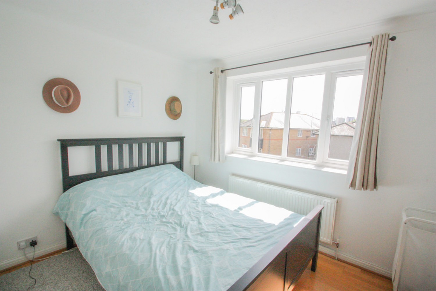 2 bedroom Flat for Letting Kirk Rise