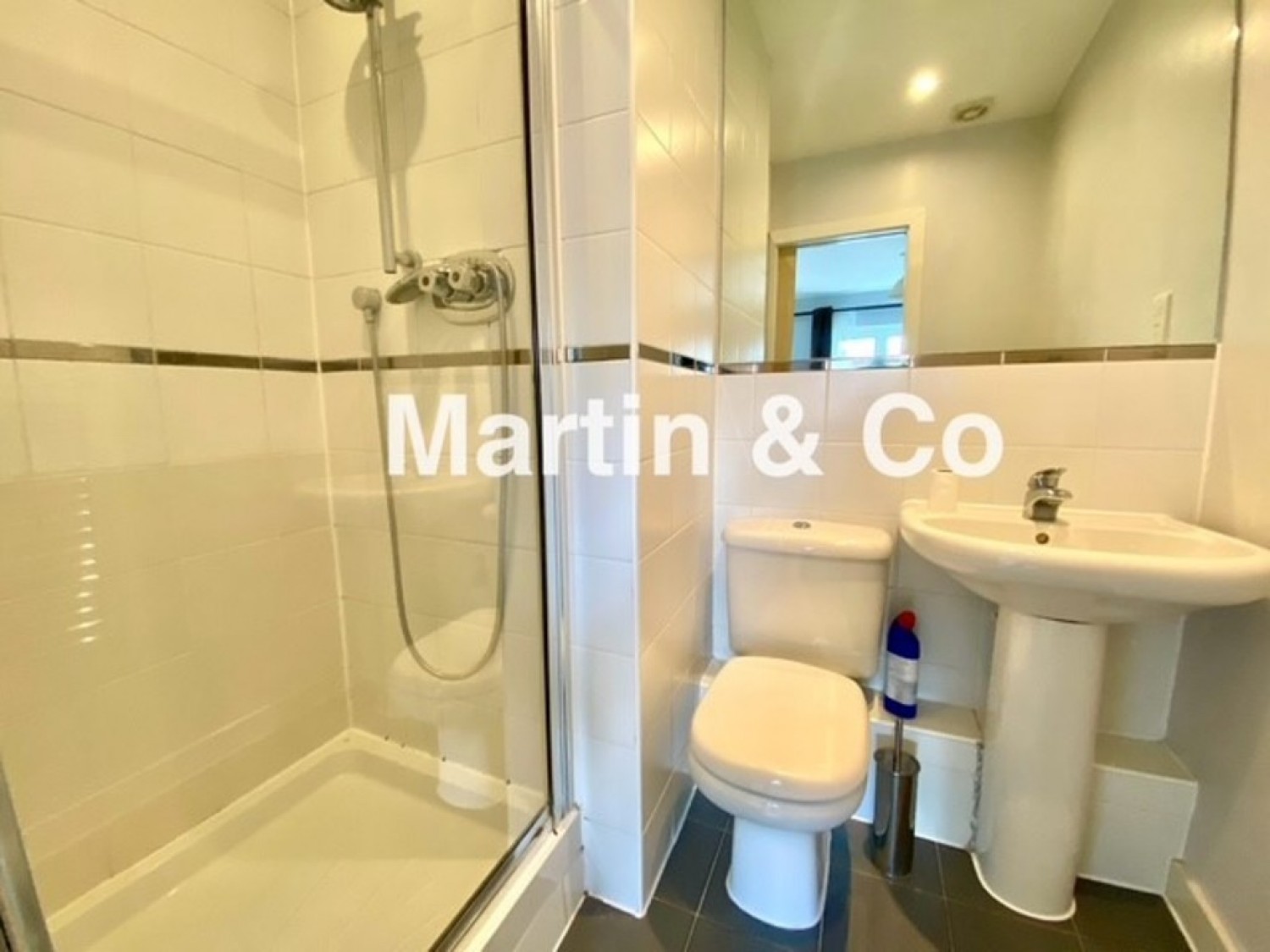 Cheam Road, Sutton, SM1