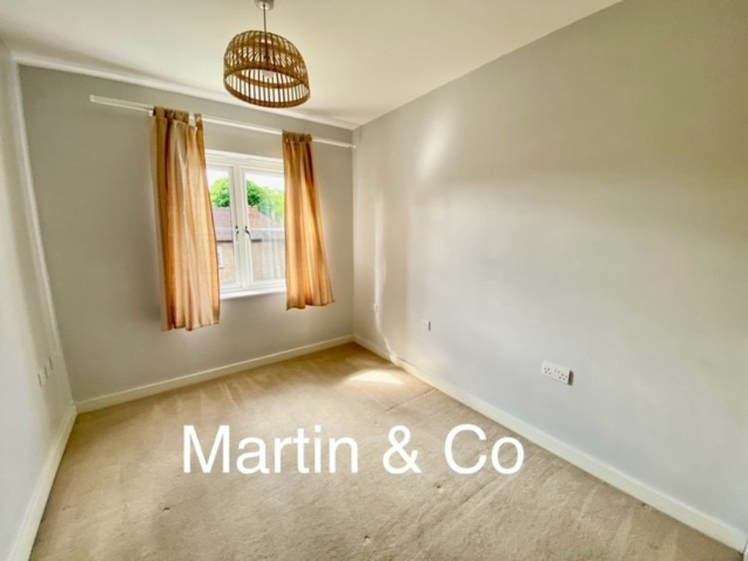 Cheam Road, Sutton, SM1