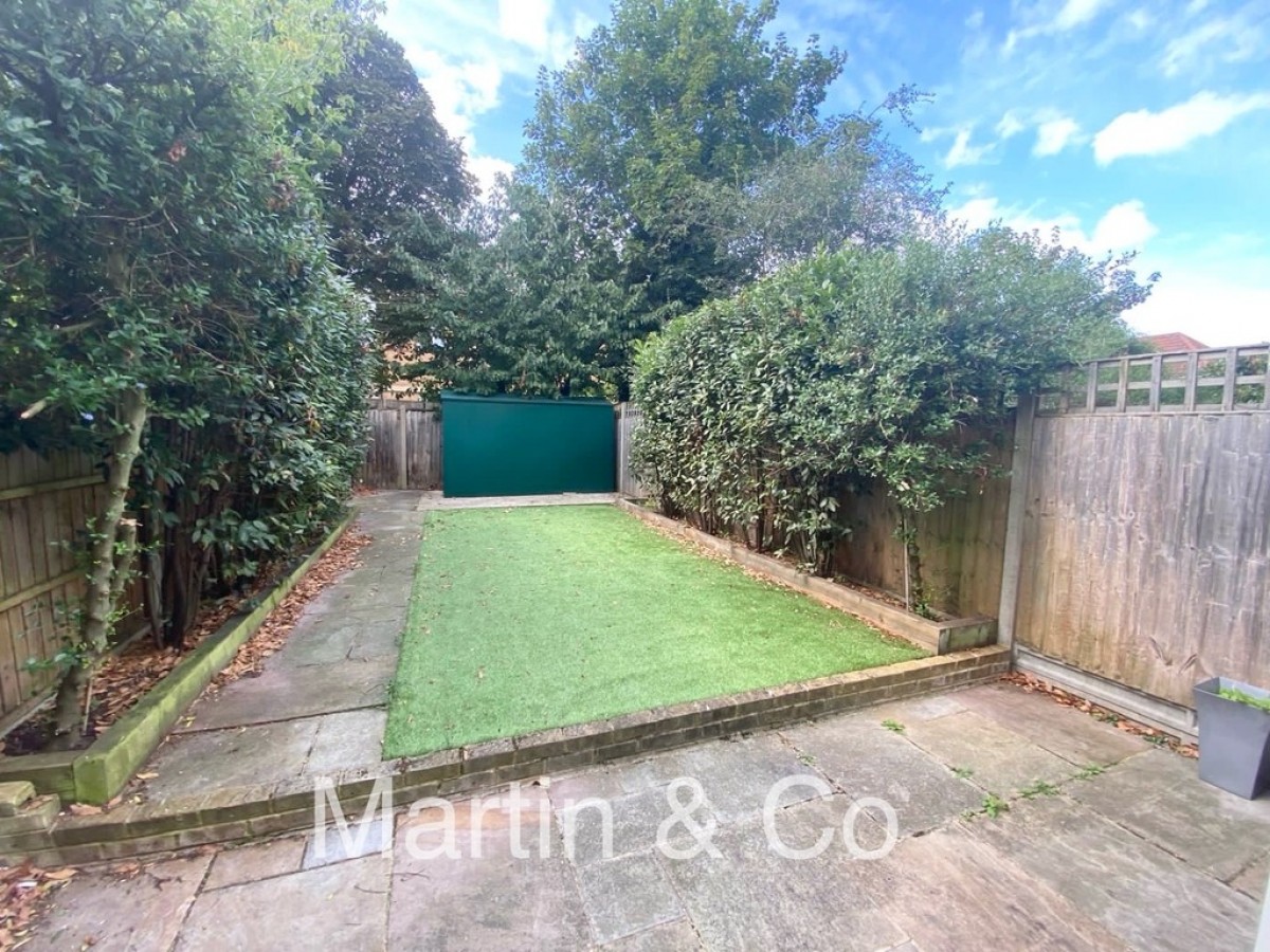 Canterbury Road, Morden, SM4