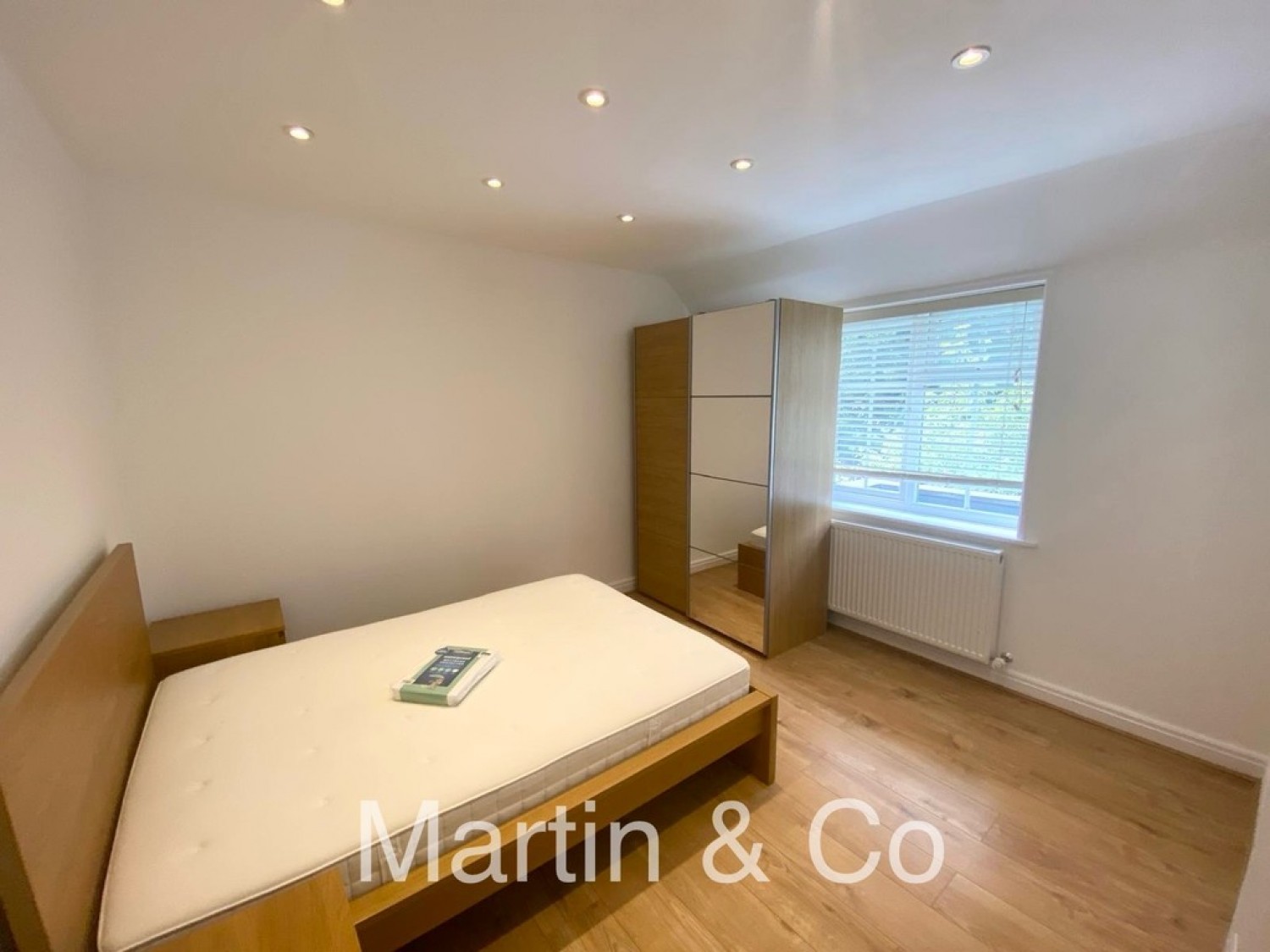Canterbury Road, Morden, SM4