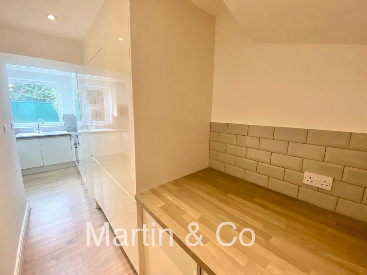 Canterbury Road, Morden, SM4