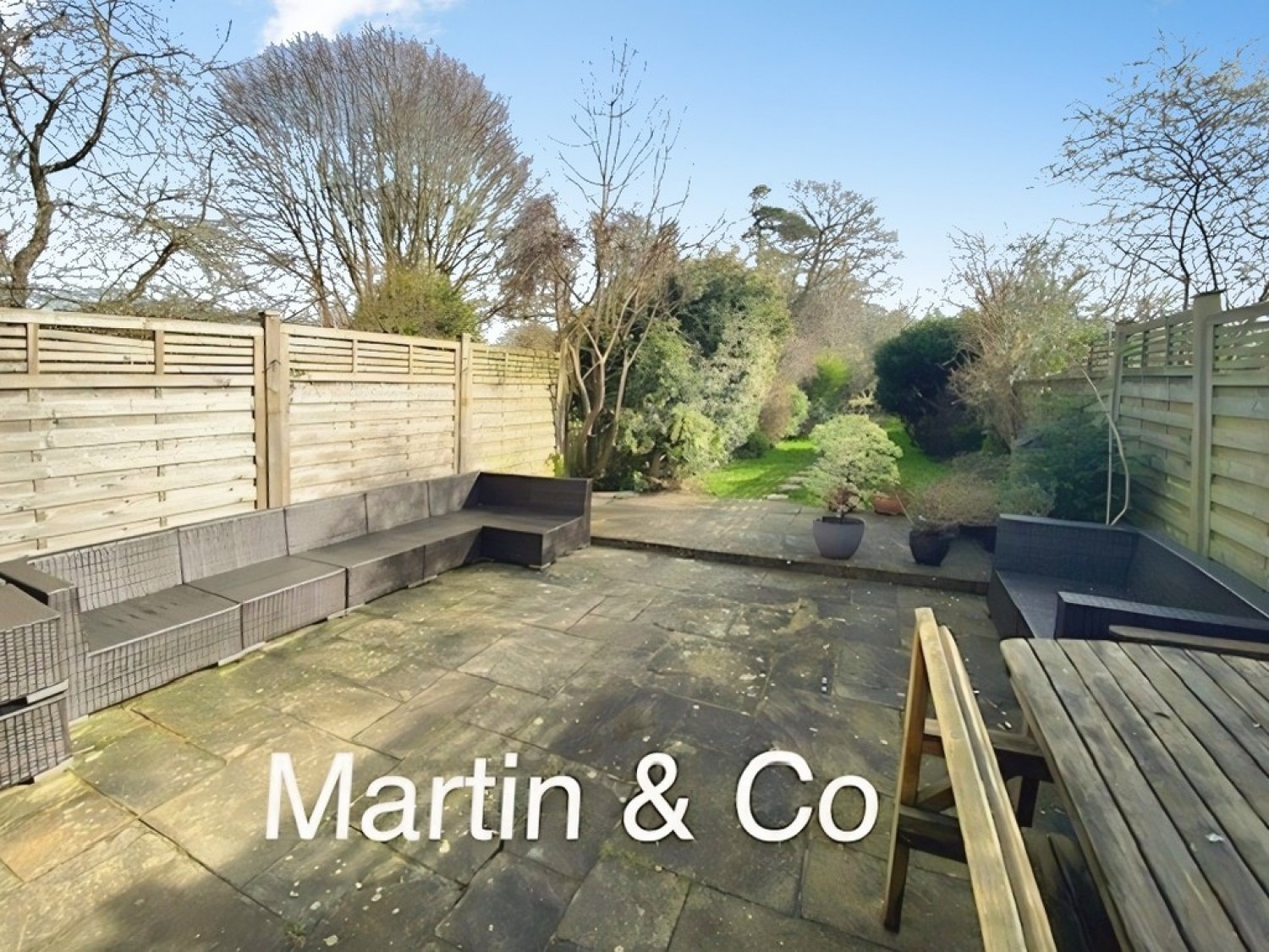 3 bedroom House for Letting High Road, Chipstead, CR5 3SE