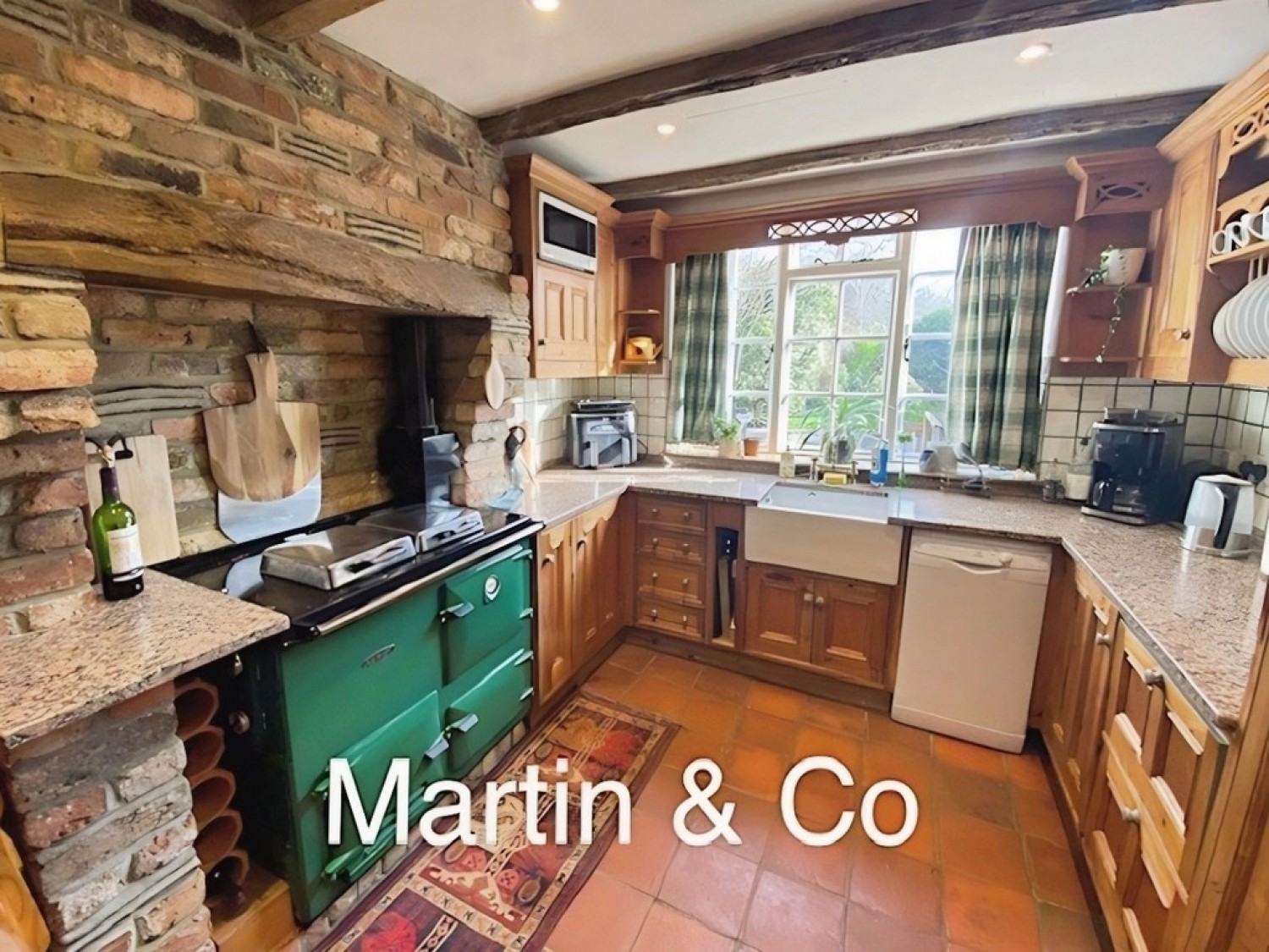 3 bedroom House for Letting High Road, Chipstead, CR5 3SE