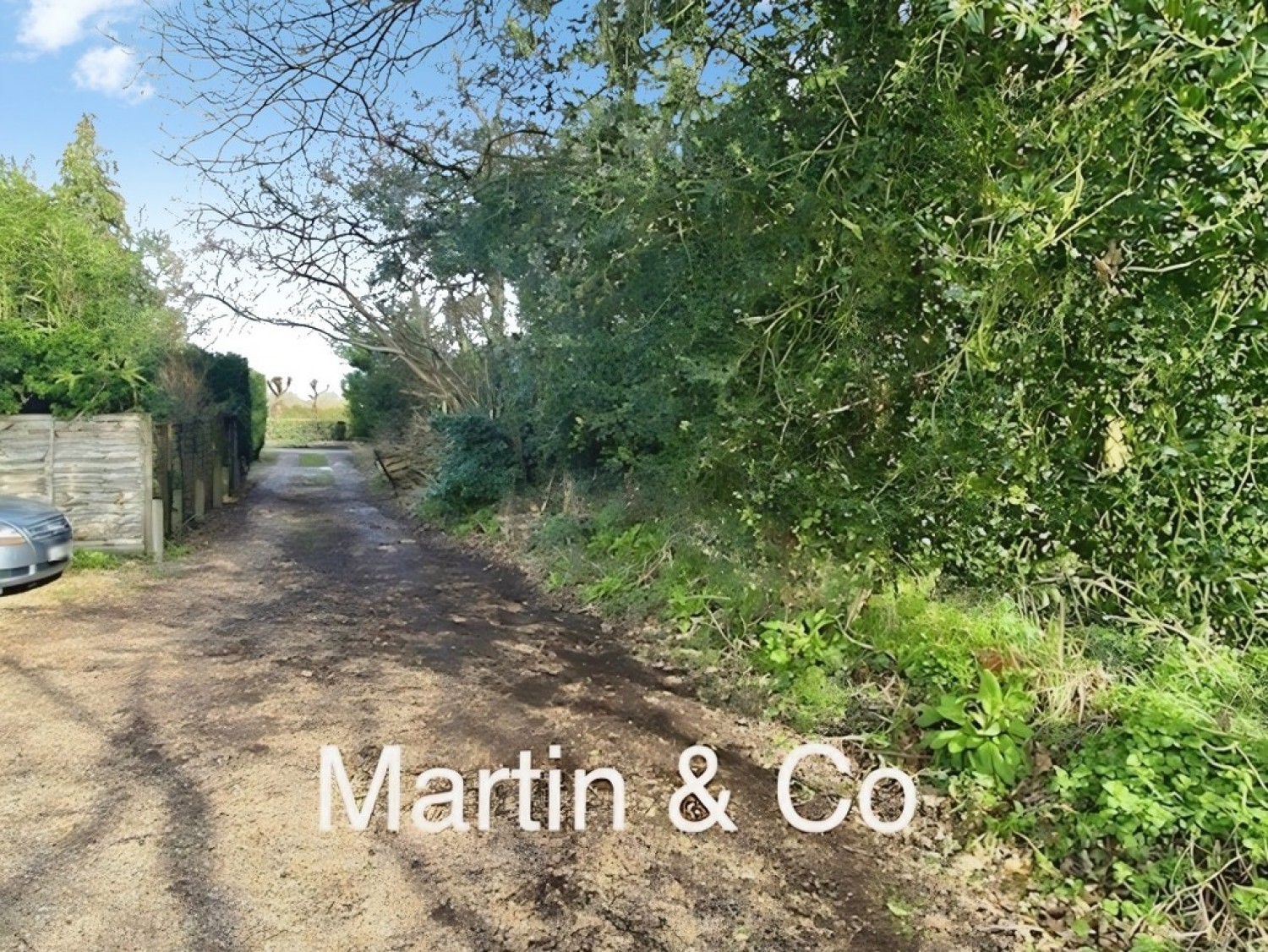 3 bedroom House for Letting High Road, Chipstead, CR5 3SE