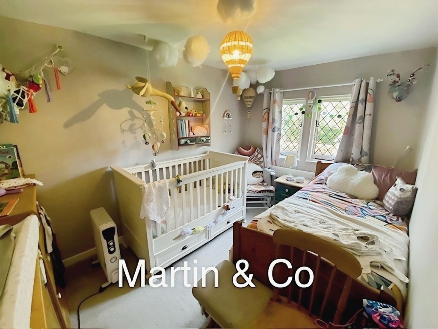 3 bedroom House for Letting High Road, Chipstead, CR5 3SE