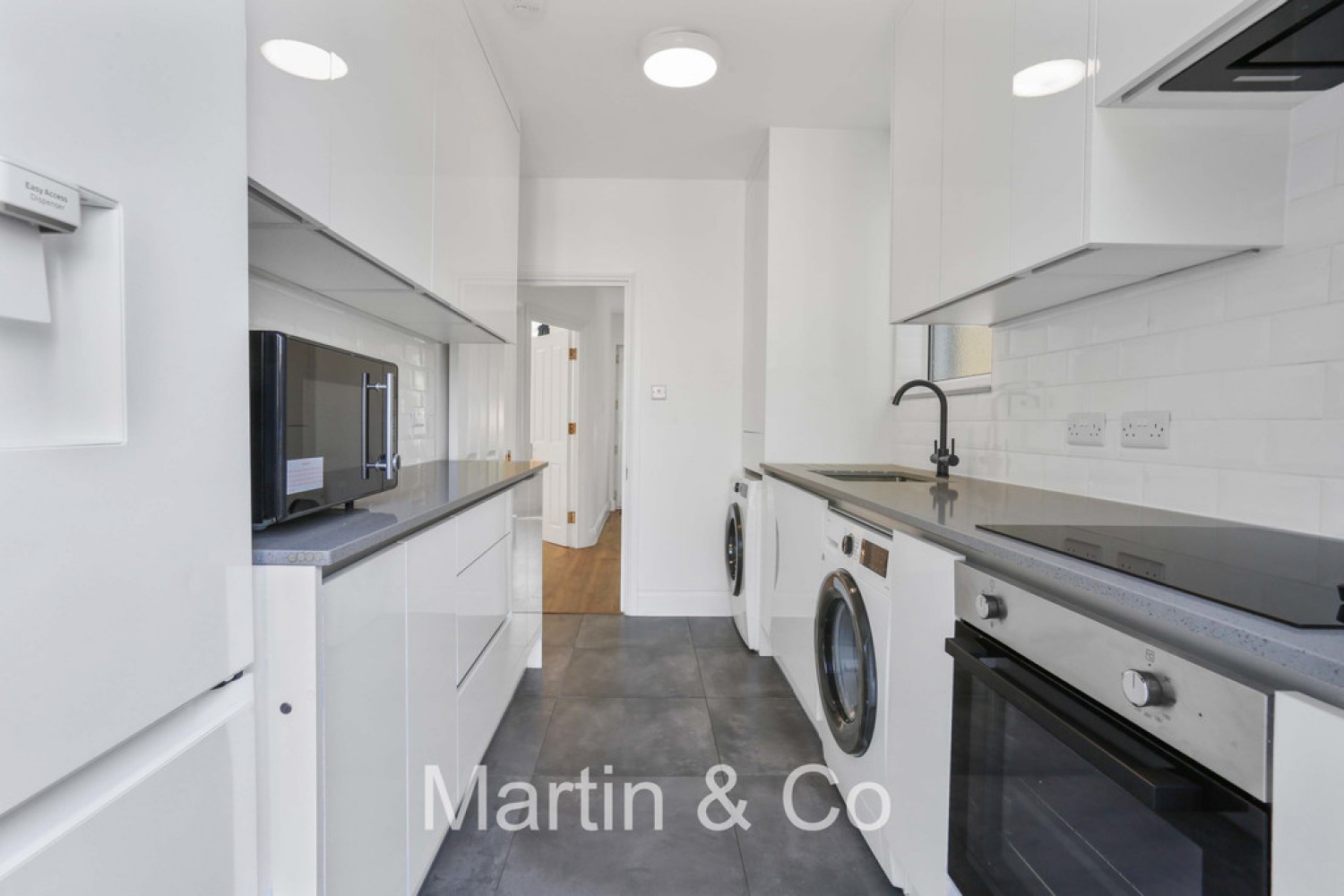4 bedroom House for Letting Sandbourne Avenue, Wimbledon, SW19