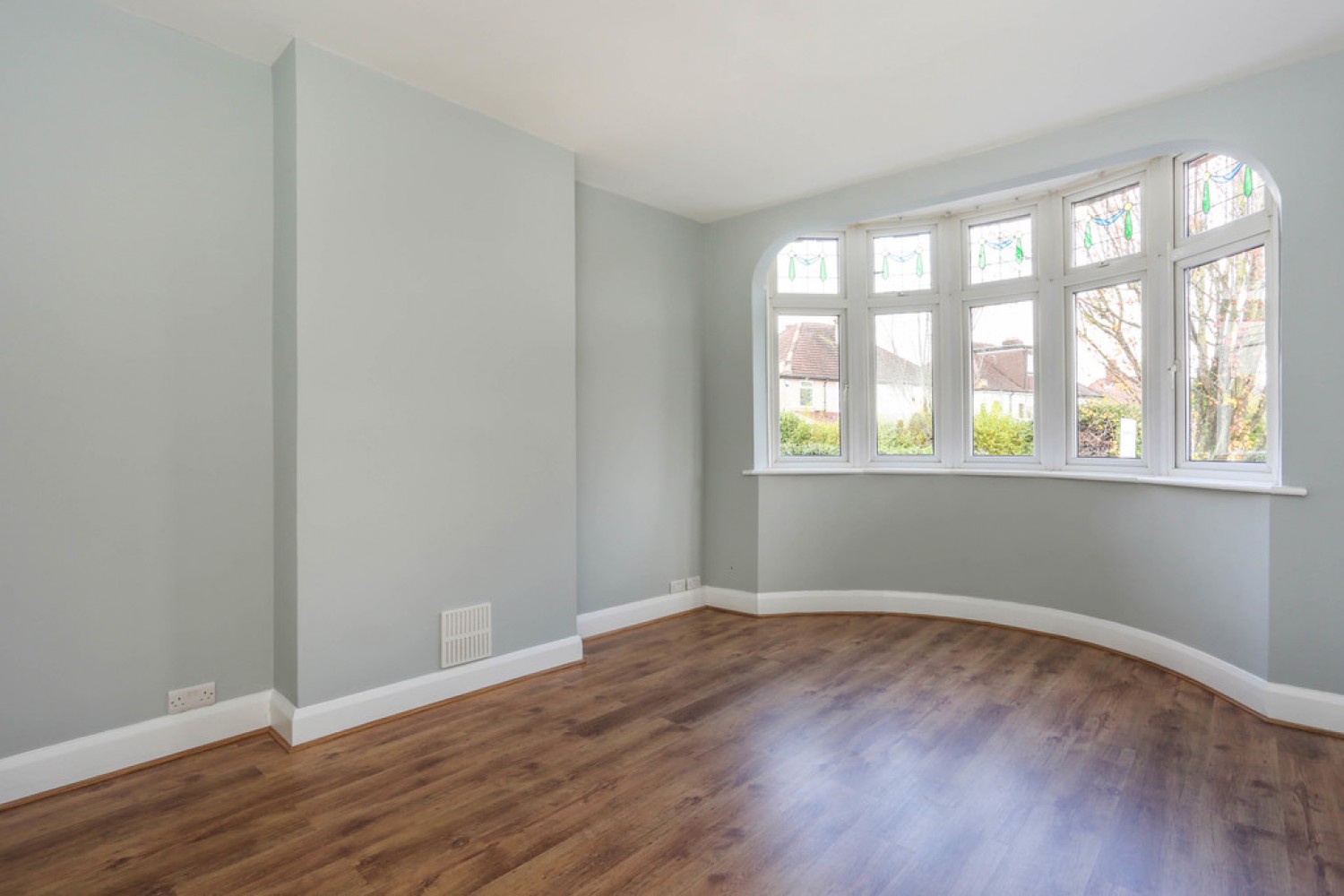 3 bedroom House for Letting Waverley Avenue, Sutton