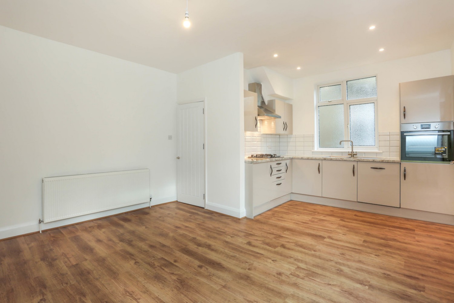 3 bedroom House for Letting Waverley Avenue, Sutton