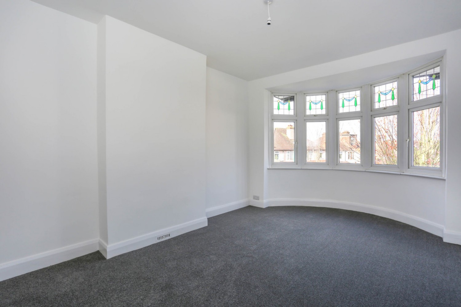 3 bedroom House for Letting Waverley Avenue, Sutton