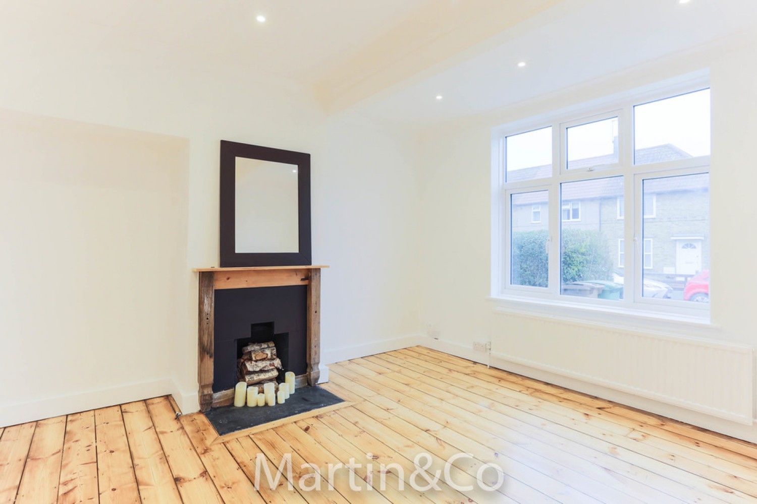 3 bedroom House for Letting Glastonbury Road, Morden