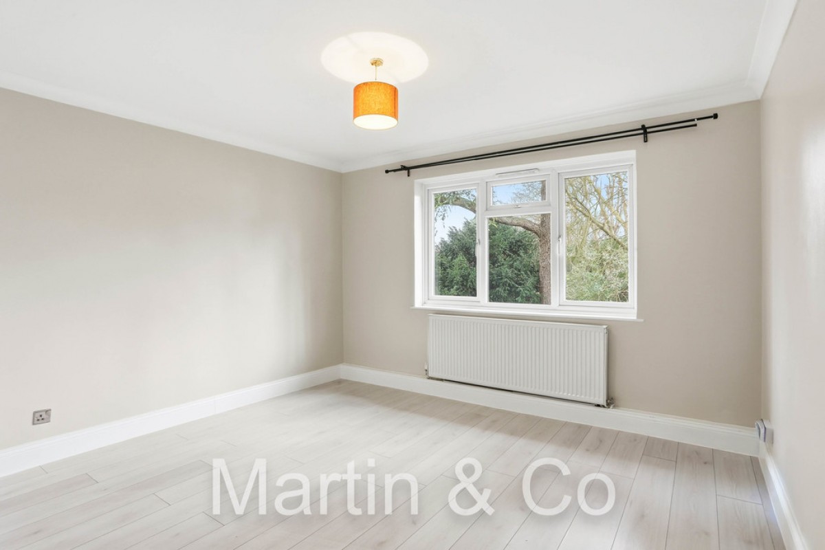 Brighton Road, Sutton, SM2