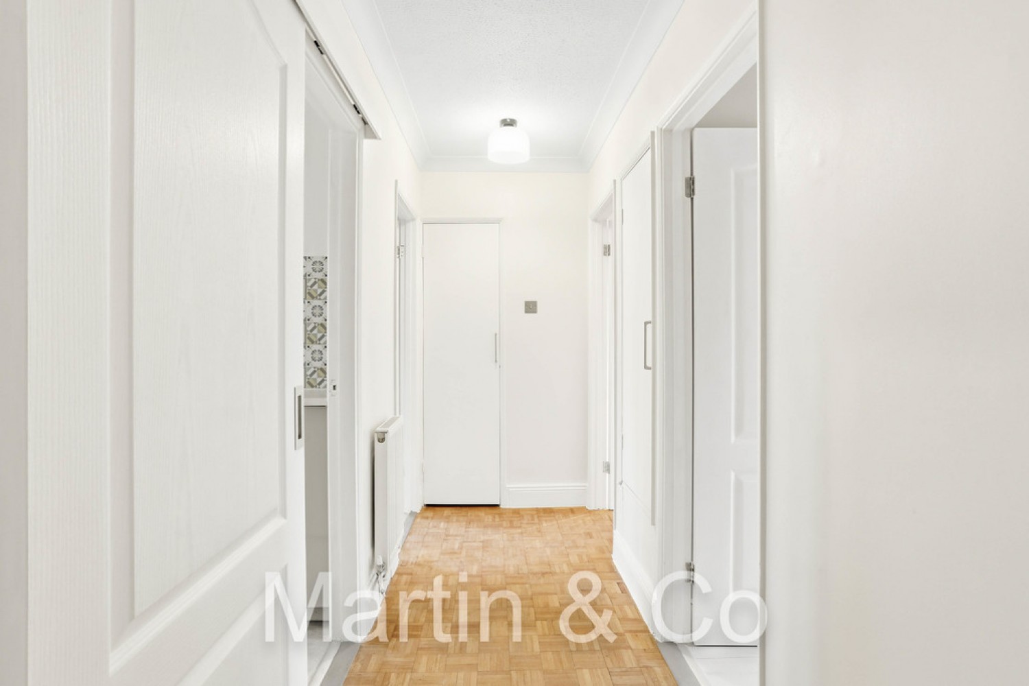 2 bedroom Flat in Brighton Road, Sutton, SM2