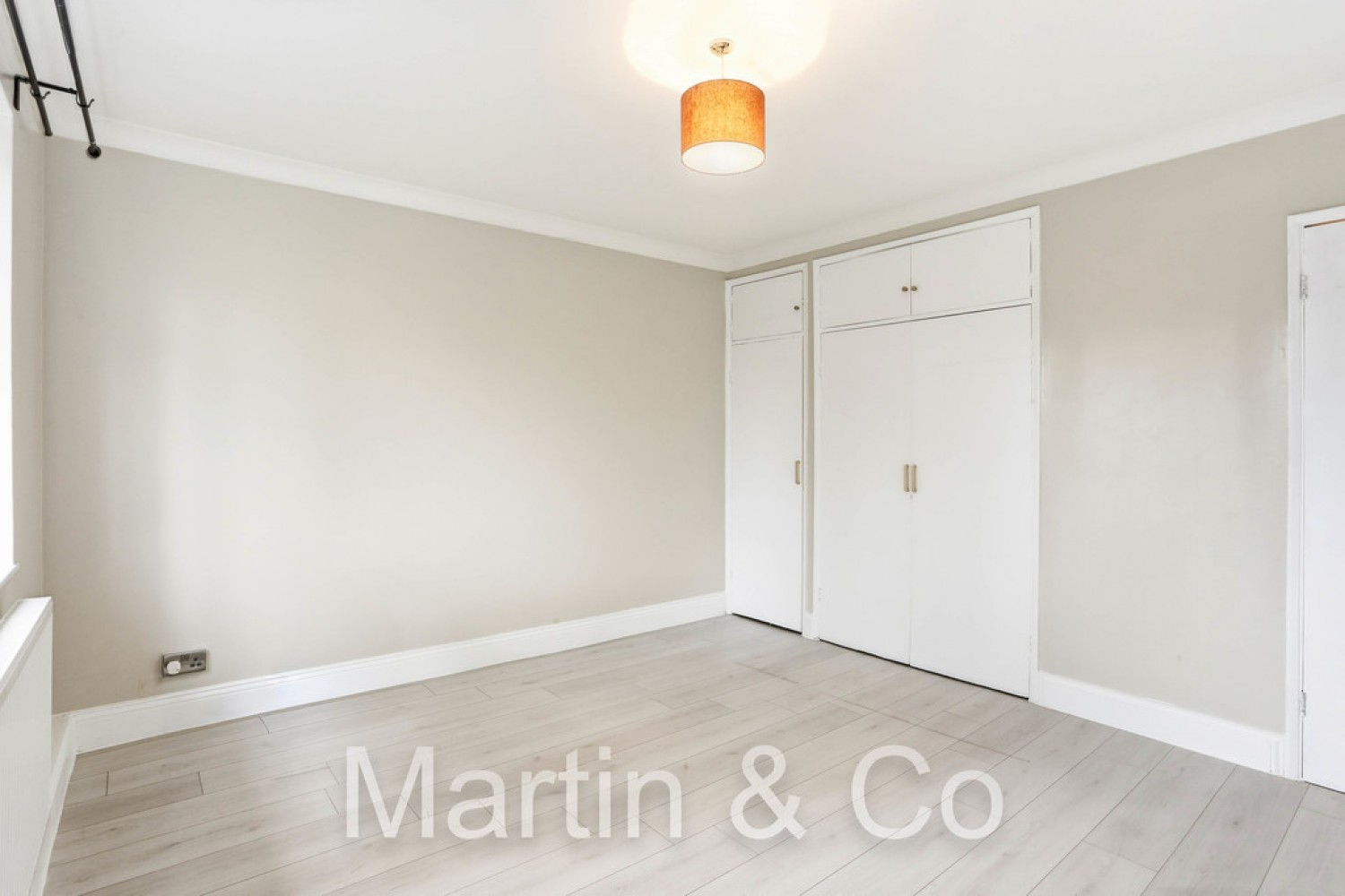 2 bedroom Flat in Brighton Road, Sutton, SM2