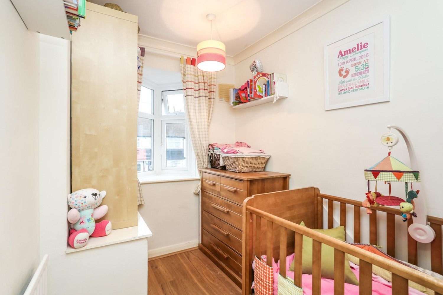 3 bedroom House for Sale Aragon Road, Morden,SM4