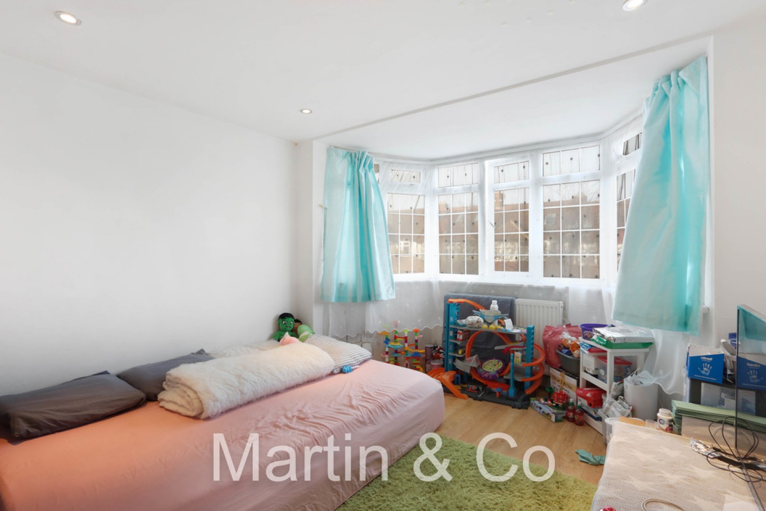 Dudley Drive, Morden, SM4