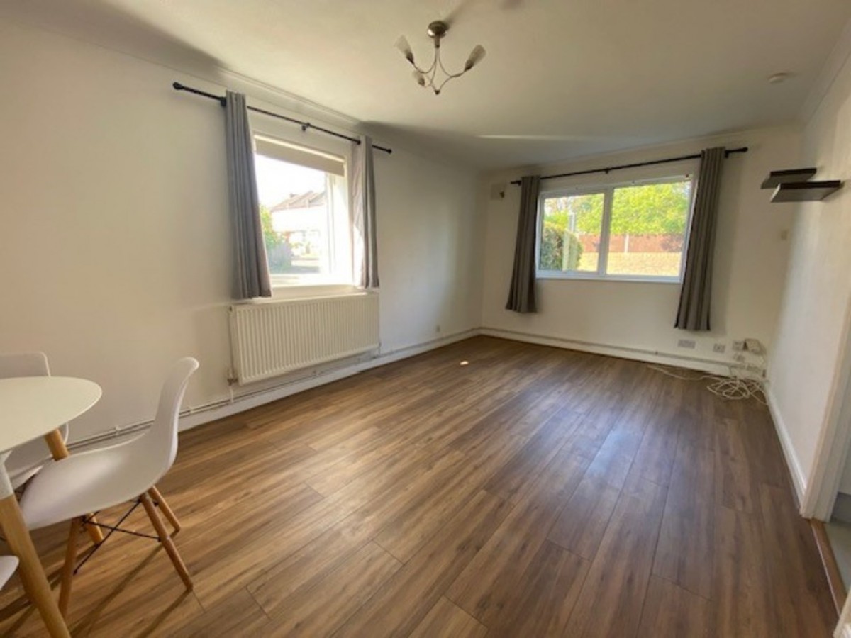 Benhill Road, Sutton, SM1 Martin & Co