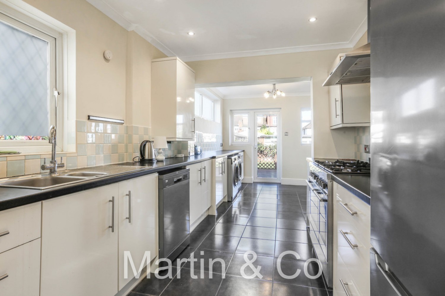 Dudley Drive, Morden, SM4