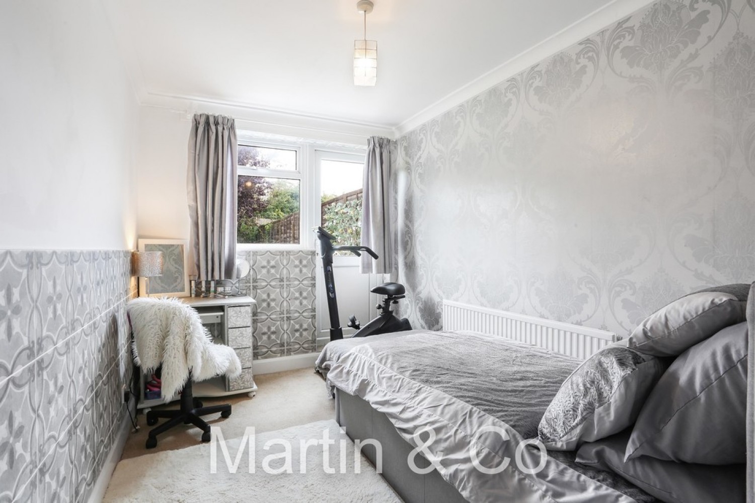 Ash Road, Sutton, Cheam, SM3