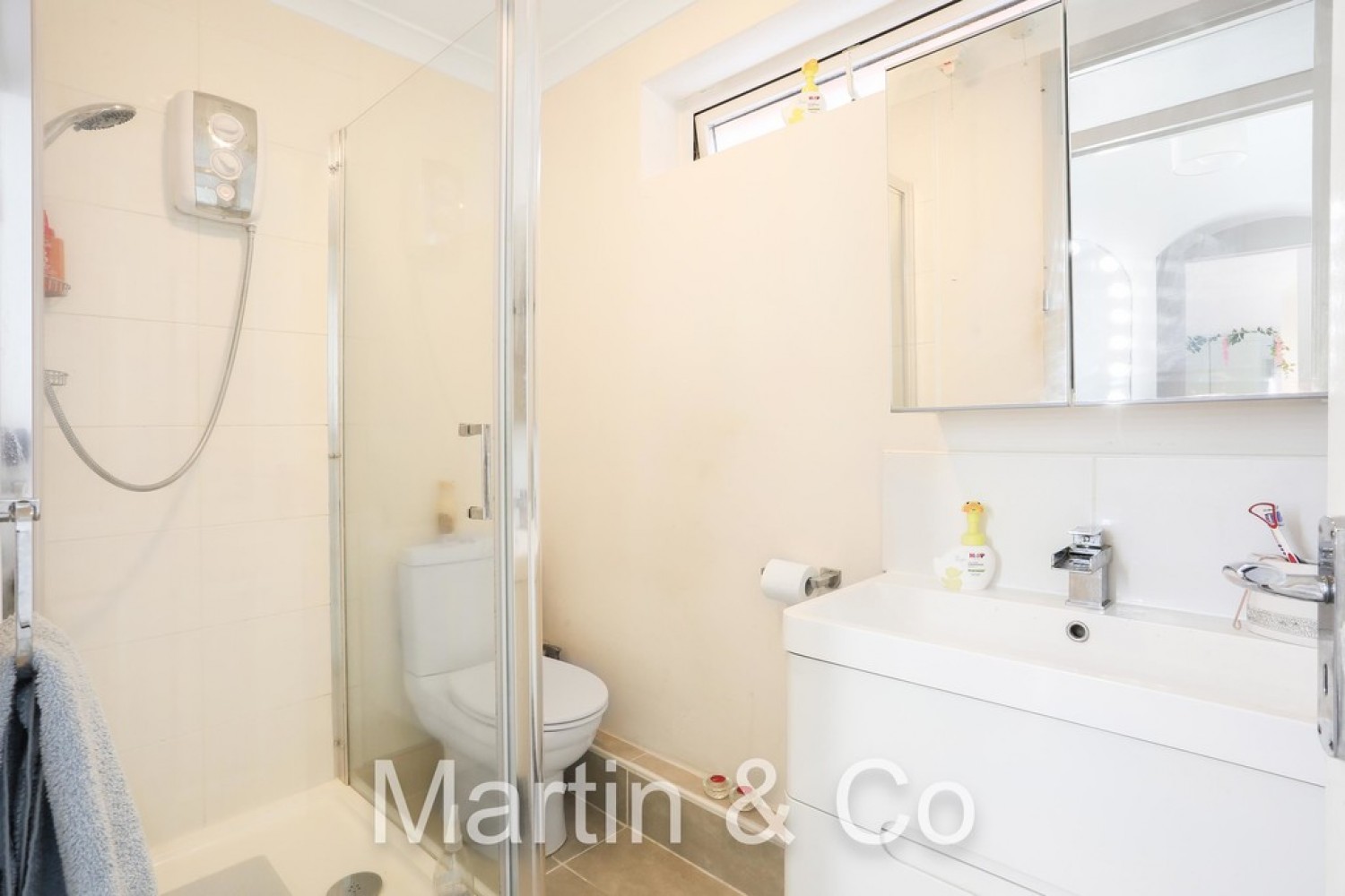 Ash Road, Sutton, Cheam, SM3