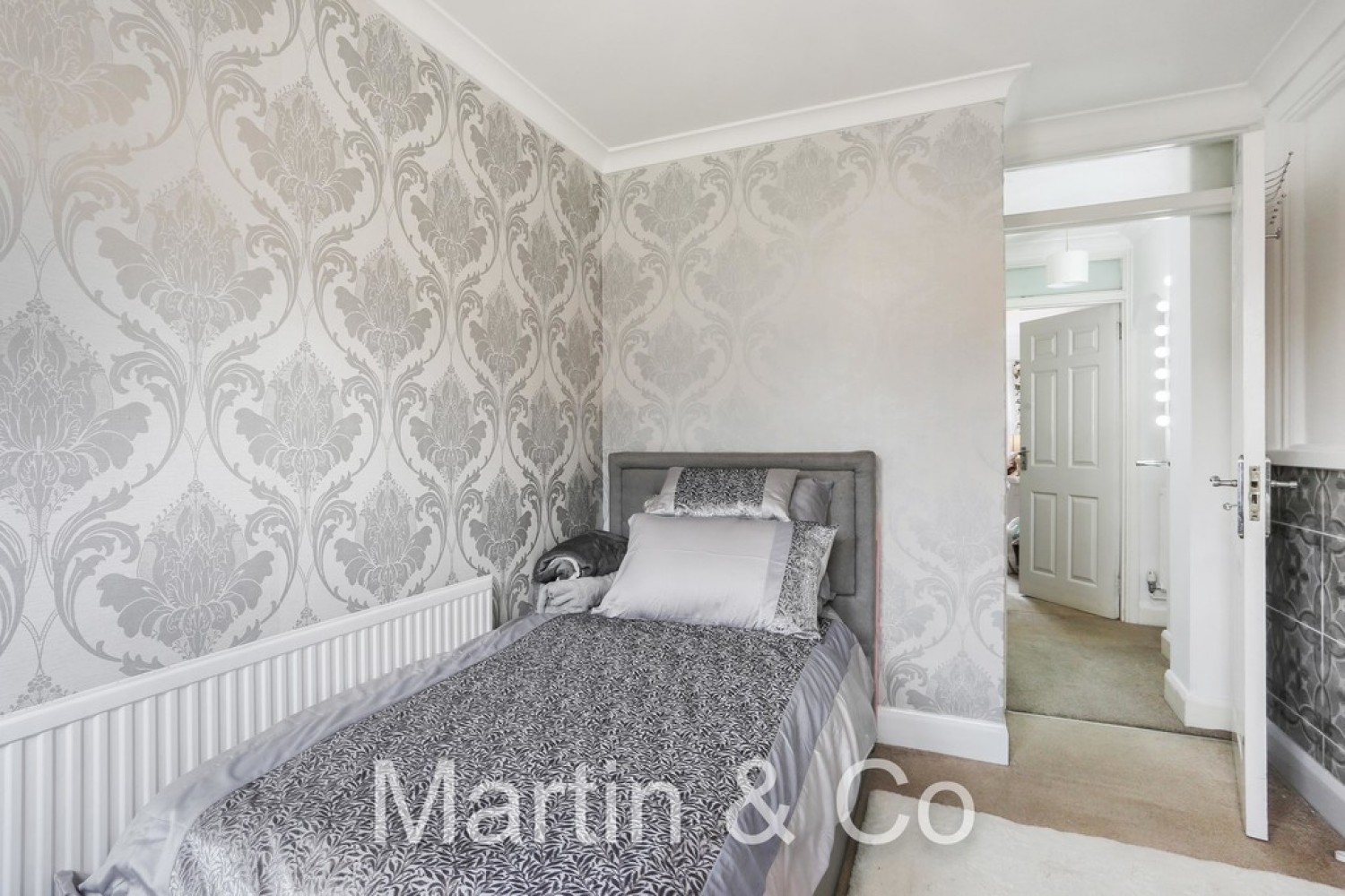 Ash Road, Sutton, Cheam, SM3