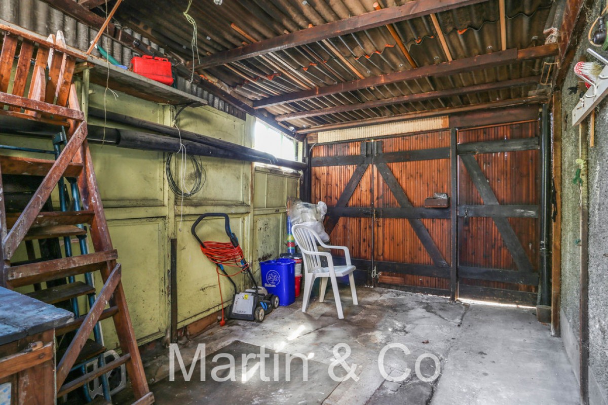 Paget Avenue, Sutton, SM1