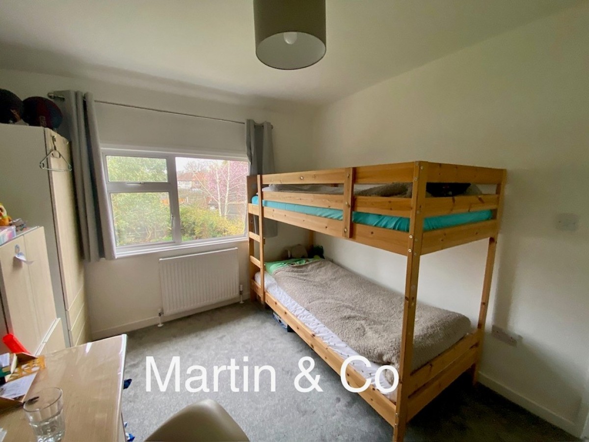 Paget Avenue, Sutton, SM1