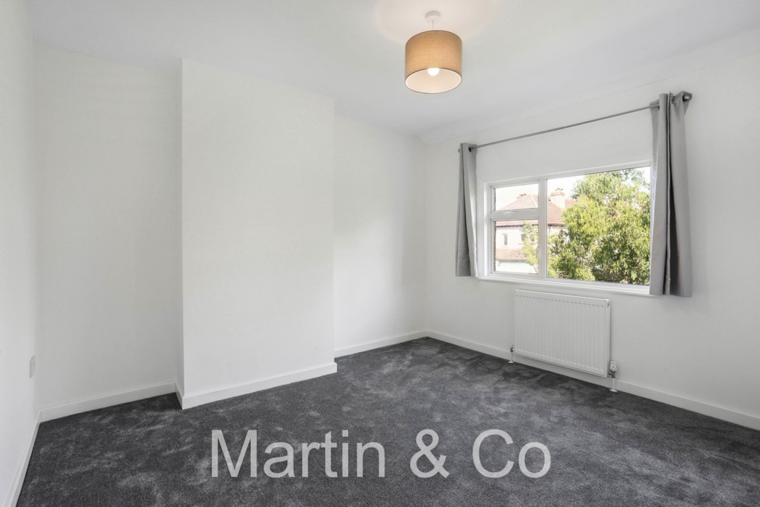 Paget Avenue, Sutton, SM1
