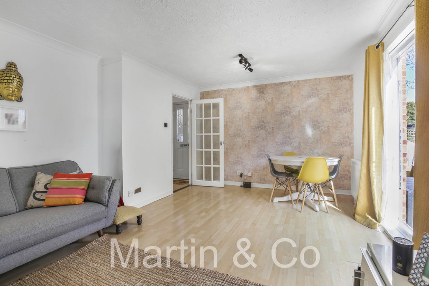 2 bedroom House for Sale Ash Road, Sutton, SM3